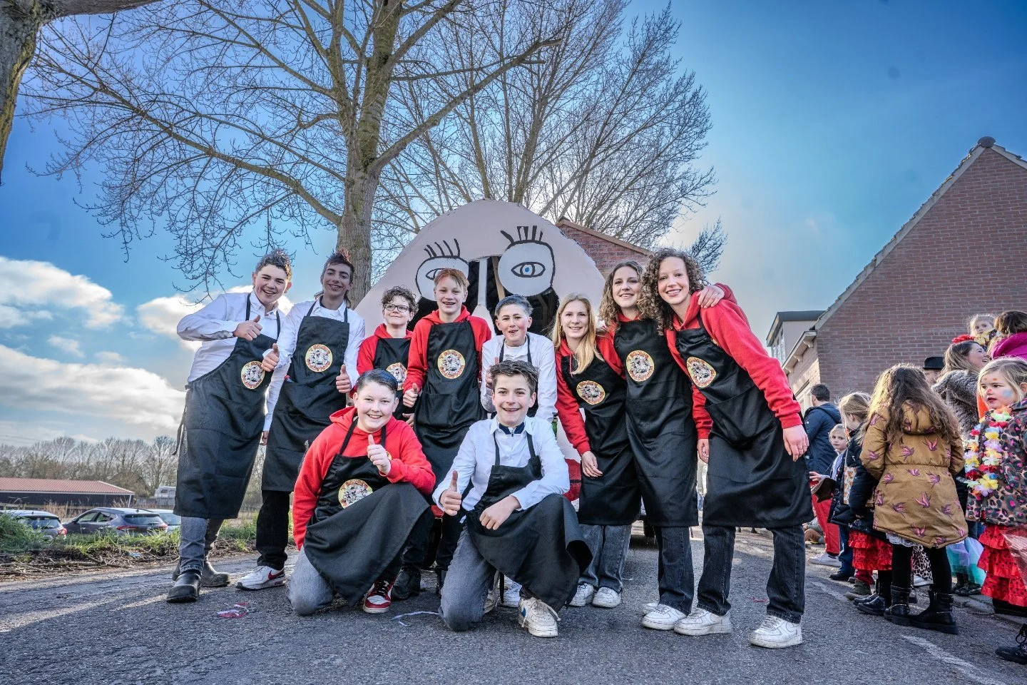 Een groep deelnemers aan SooSTouR